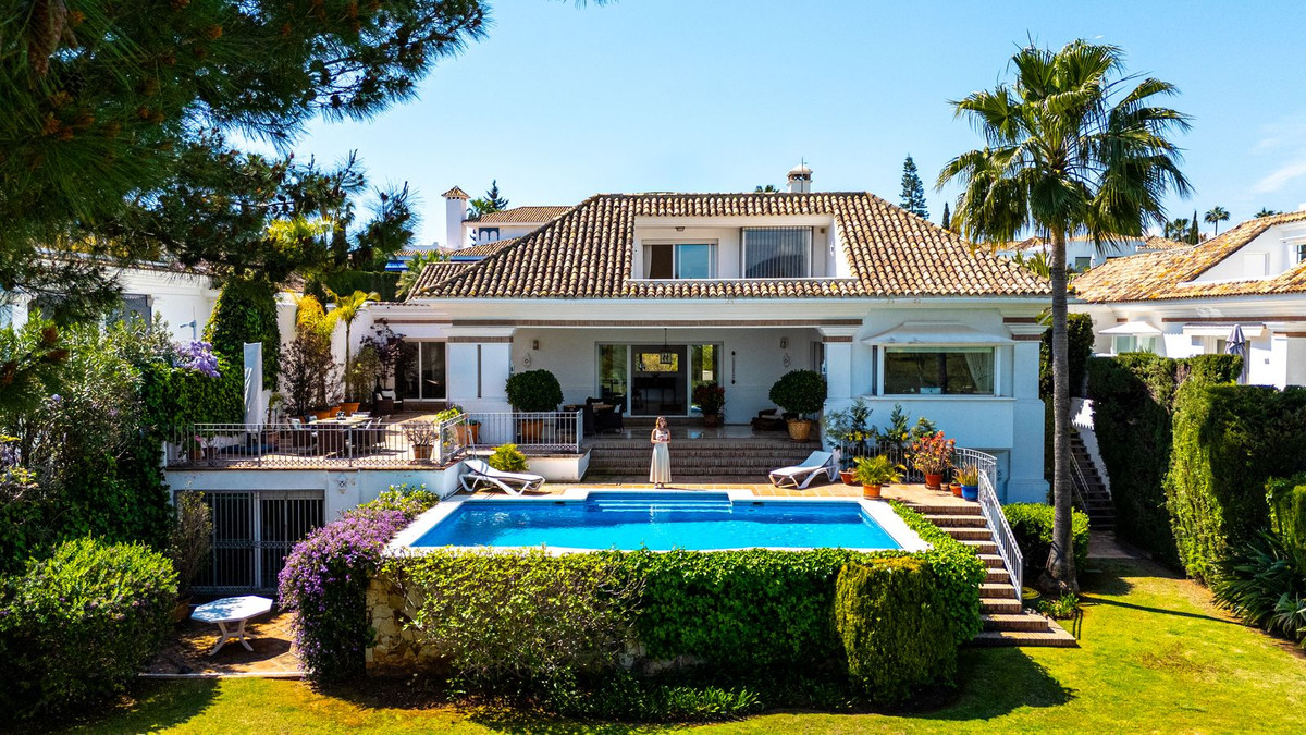 Villa for sale in Marbella