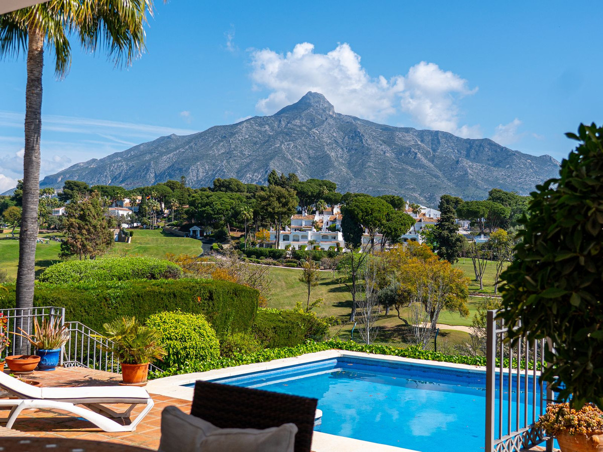 Villa for sale in Marbella