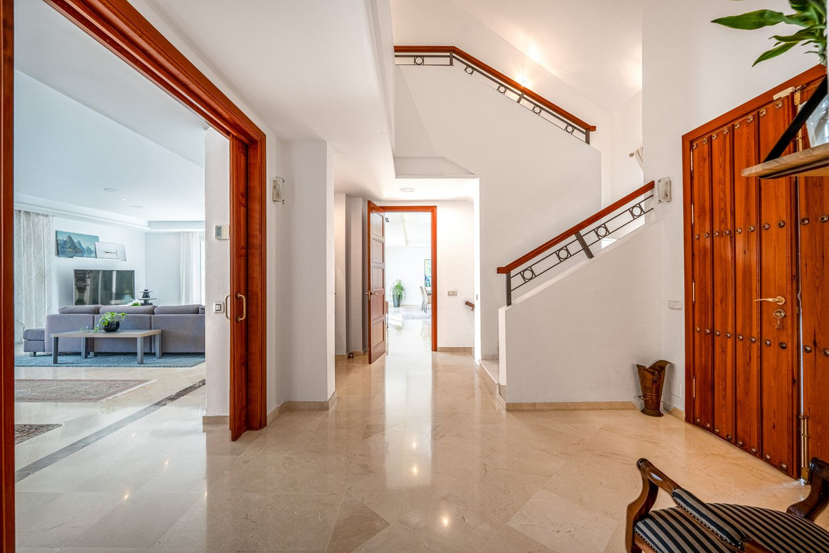 Villa for sale in Marbella