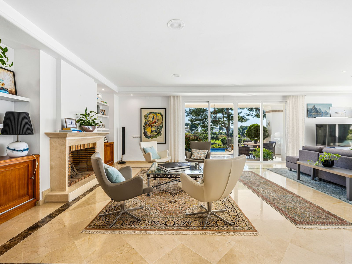 Villa for sale in Marbella