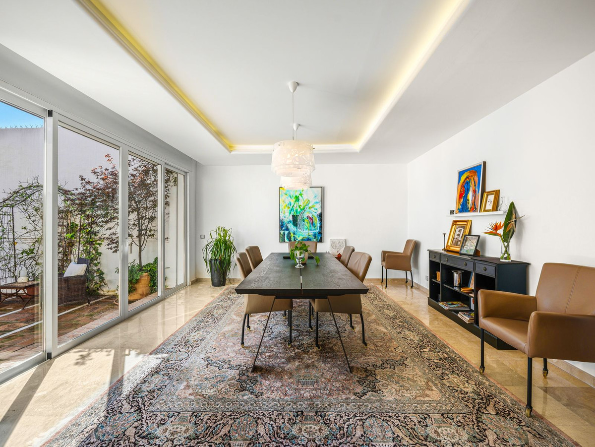 Villa for sale in Marbella