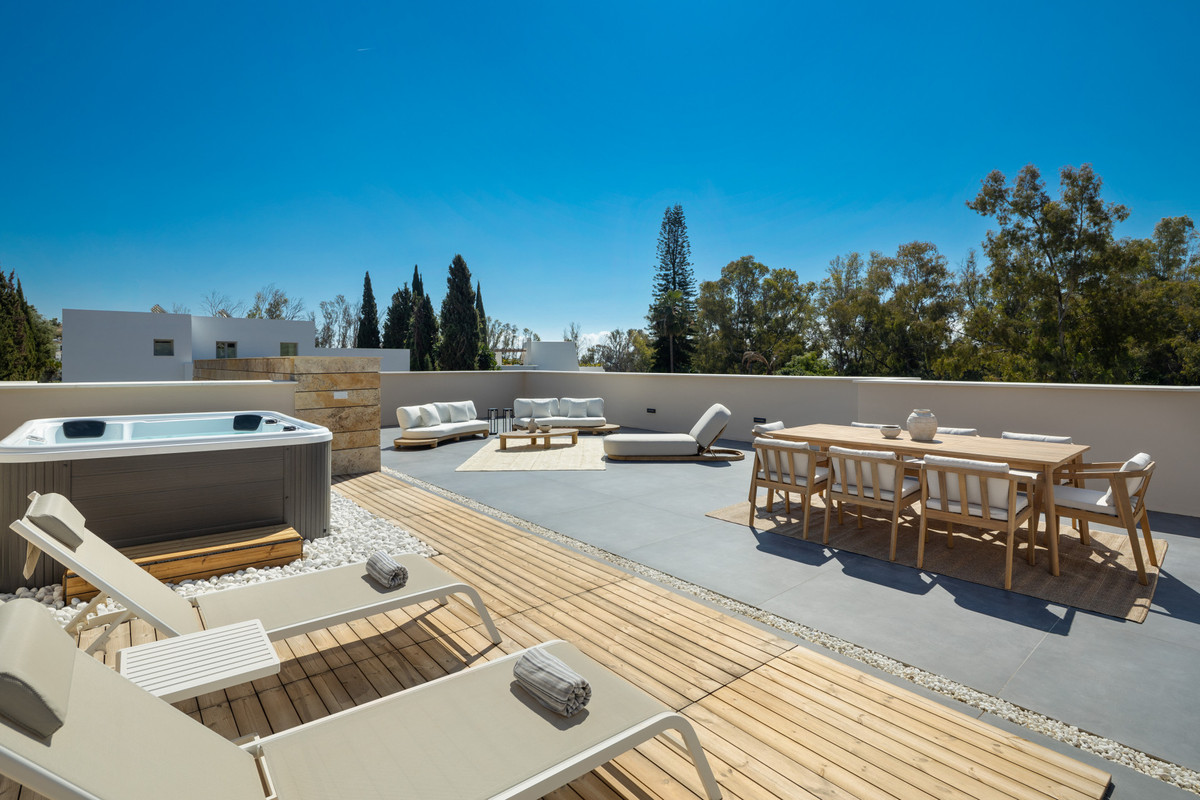 Villa for sale in Marbella