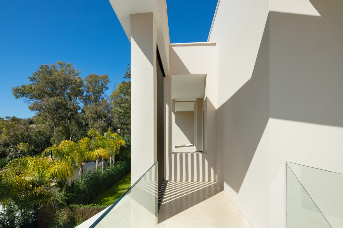 Villa for sale in Marbella
