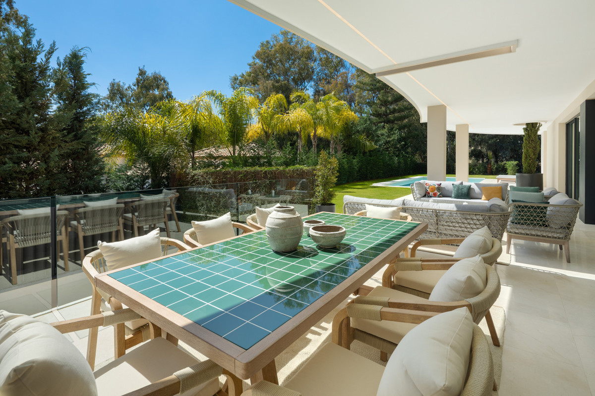 Villa for sale in Marbella