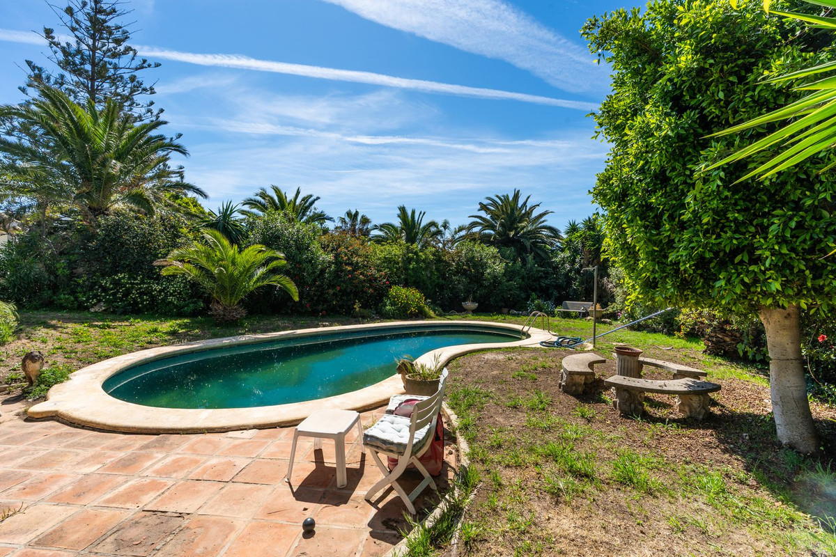 Villa for sale in Marbella