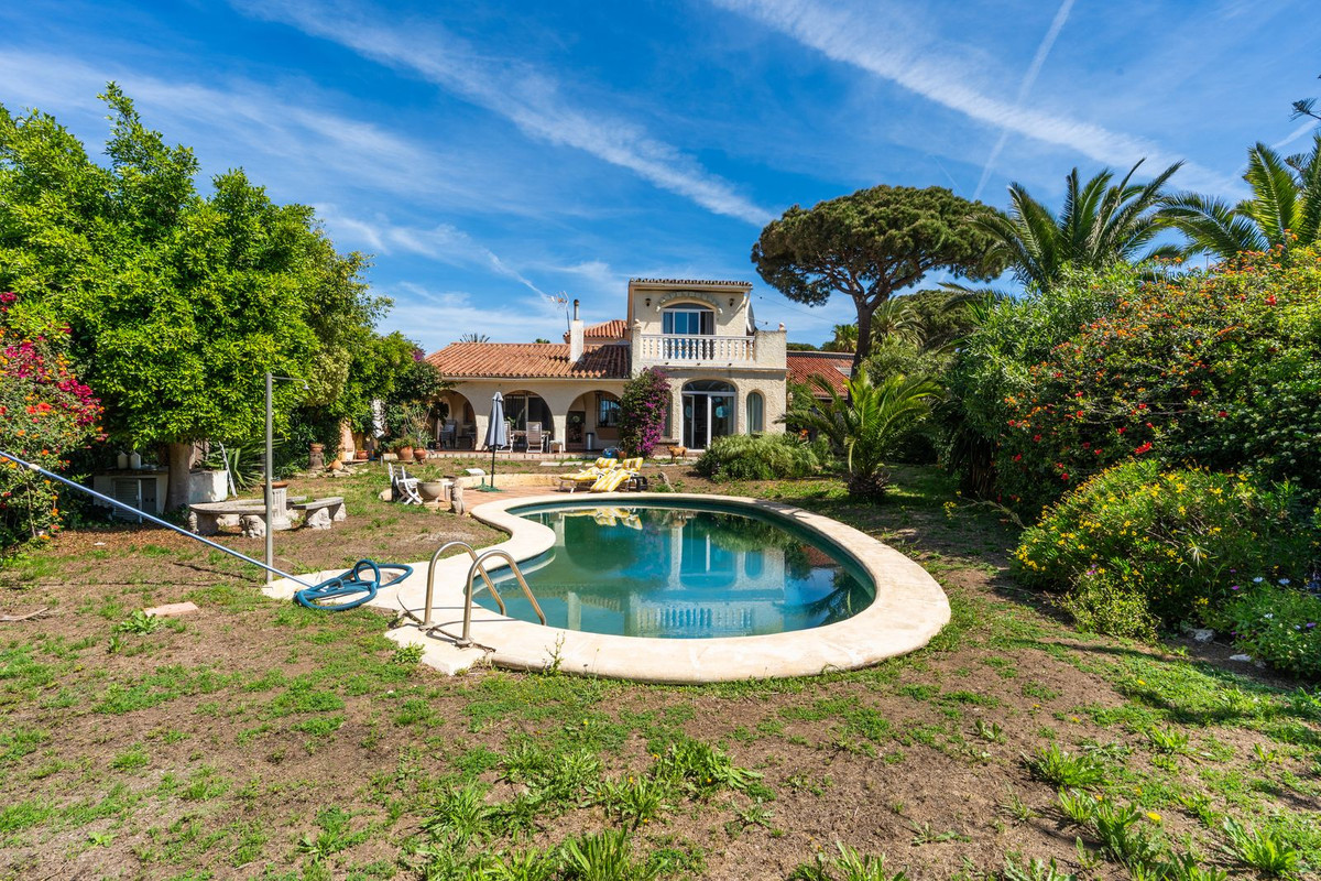 Villa for sale in Marbella