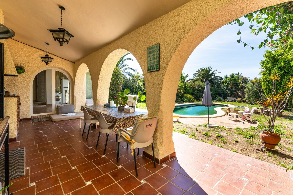Villa for sale in Marbella