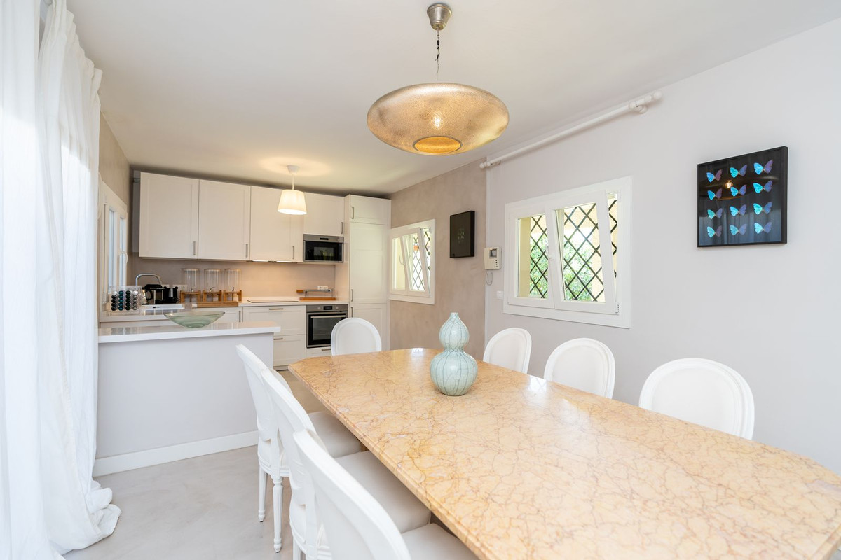 Villa for sale in Marbella