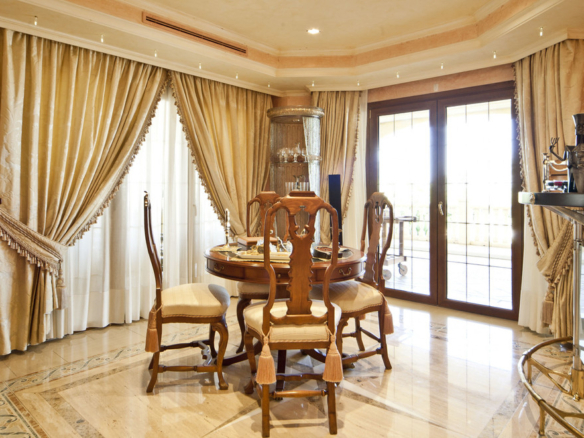 Villa for sale in Marbella