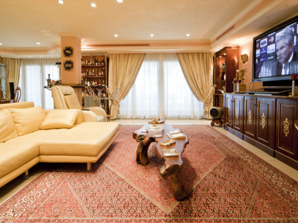 Villa for sale in Marbella