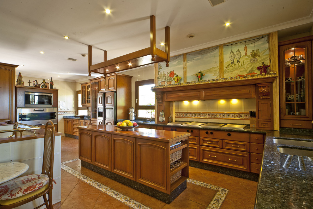 Villa for sale in Marbella