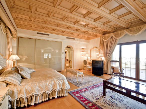 Villa for sale in Marbella