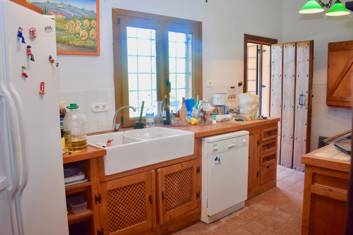 Villa for sale in Mijas