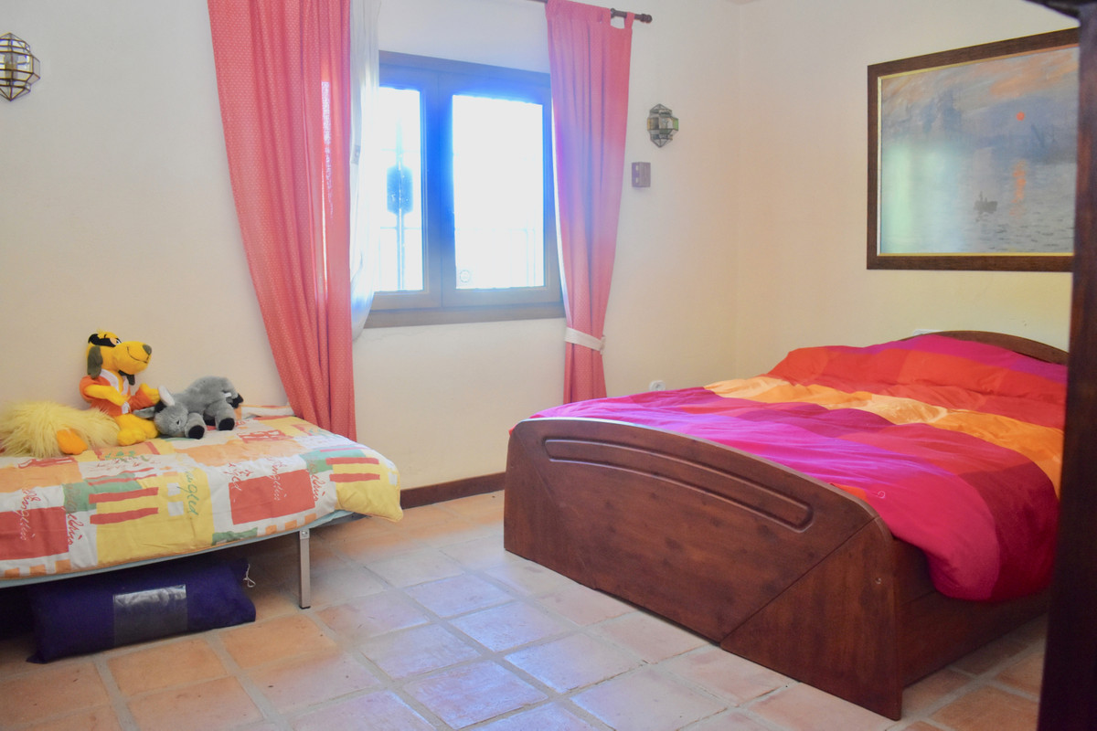 Villa for sale in Mijas