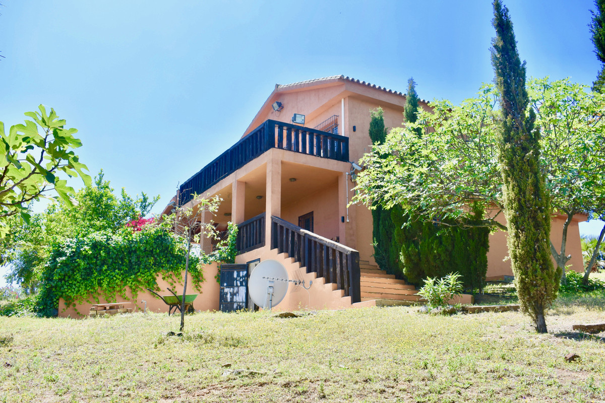 Villa for sale in Mijas