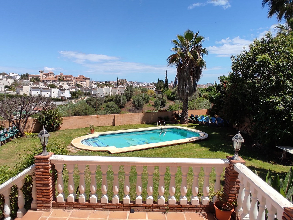 Villa for sale in Mijas