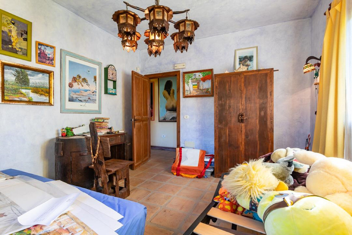 Villa for sale in Mijas
