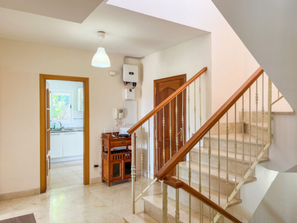 Villa for sale in Mijas