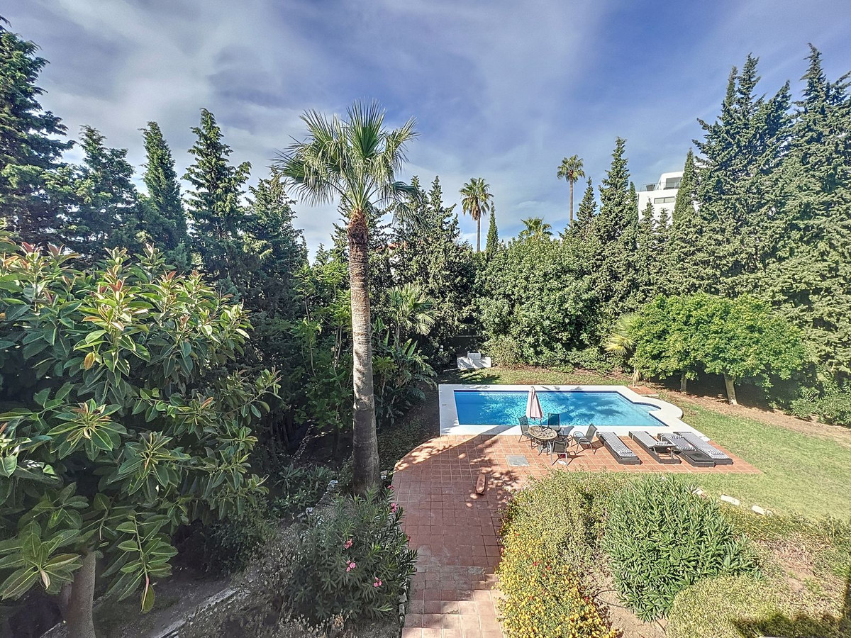 Villa for sale in Mijas