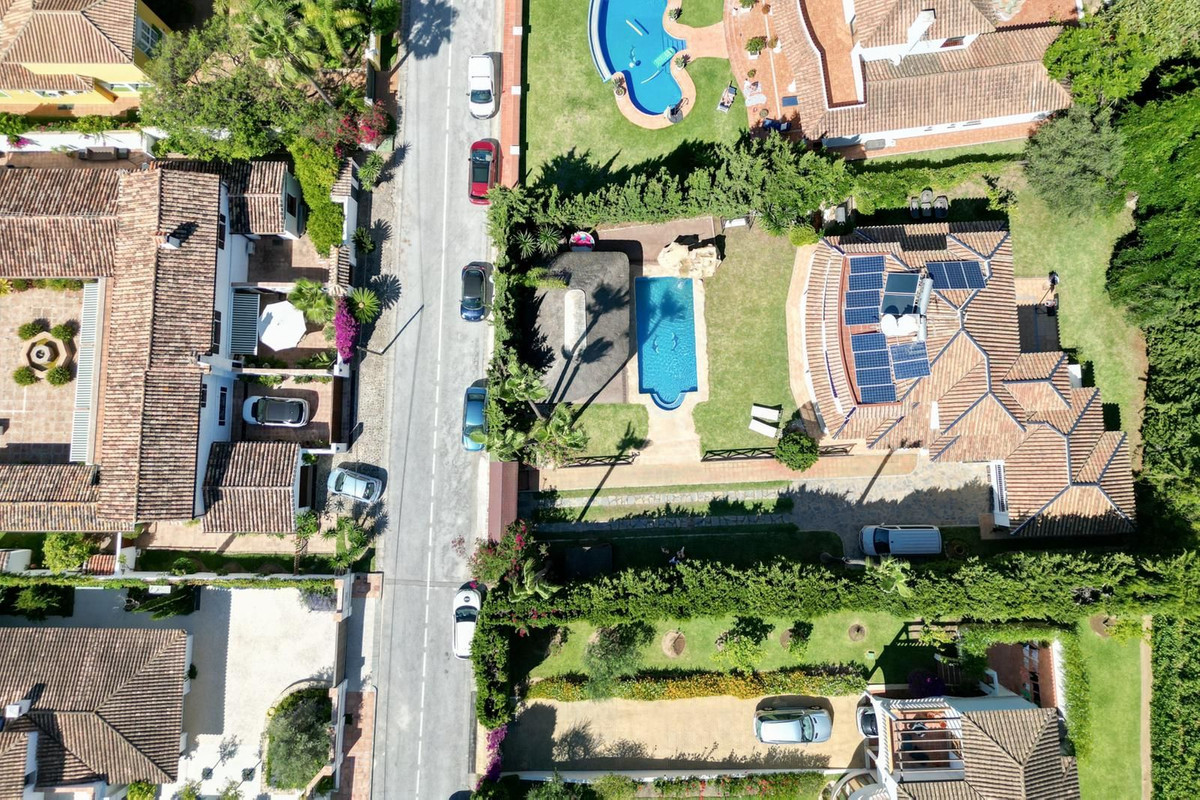 Villa for sale in Mijas