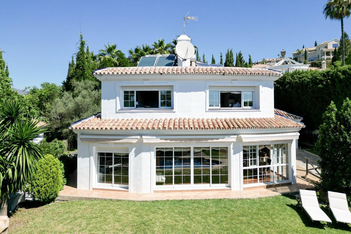 Villa-in-Mijas-Ref-R4416799 Villa for sale in Mijas