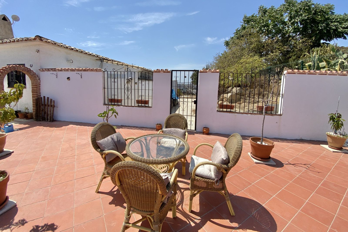 Villa for sale in Mijas