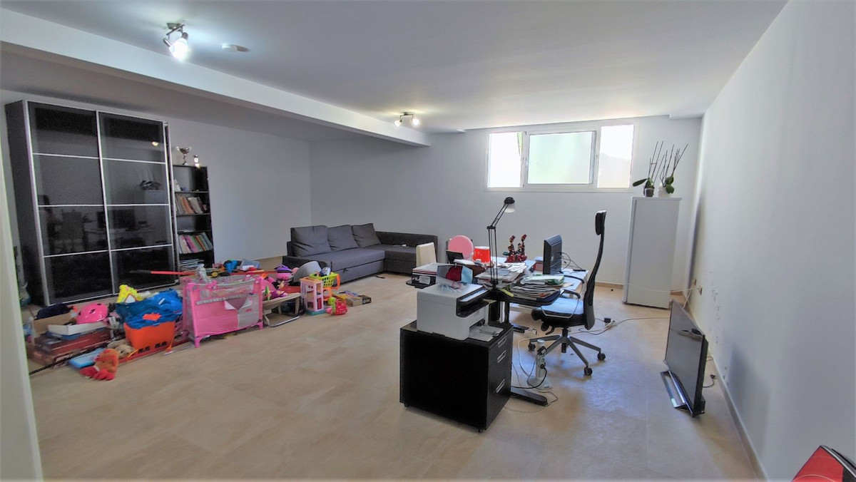 Villa for sale in Mijas
