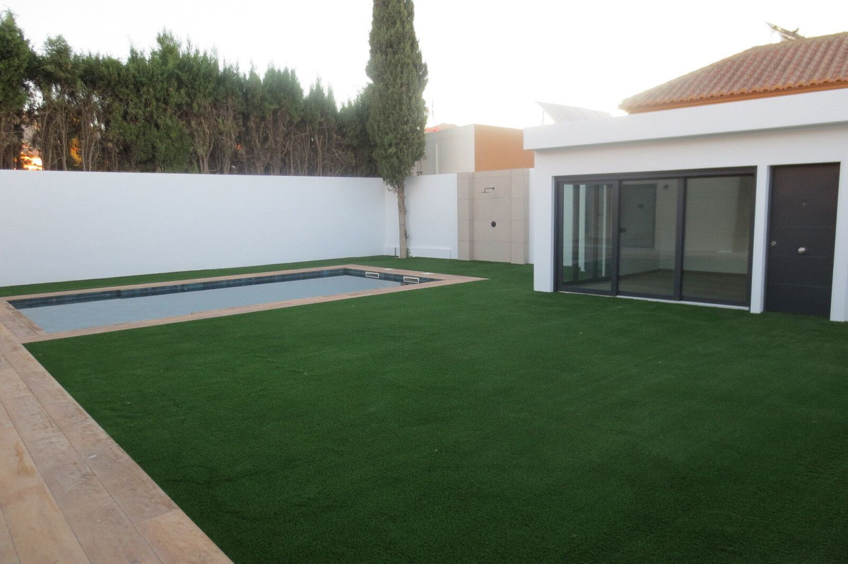 Villa-in-Mijas-Ref-R4708732 Villa for sale in Mijas