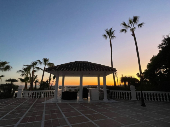 Villa for sale in Mijas
