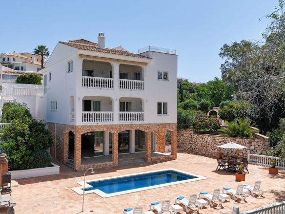 Villa for sale in Mijas