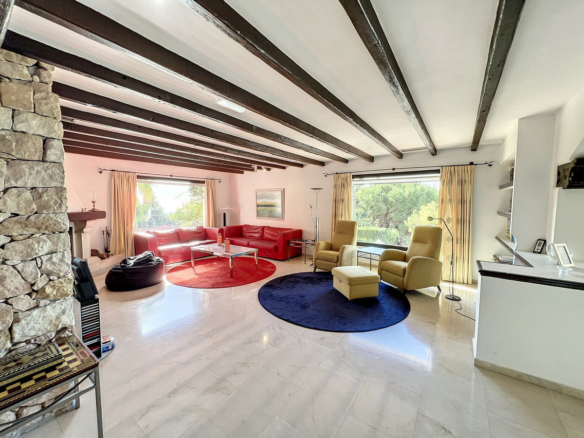 Villa for sale in Mijas