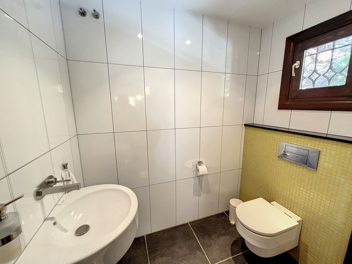 Villa for sale in Mijas