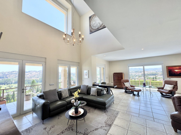 Villa for sale in Mijas