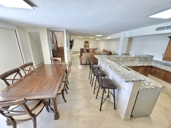 Villa for sale in Mijas