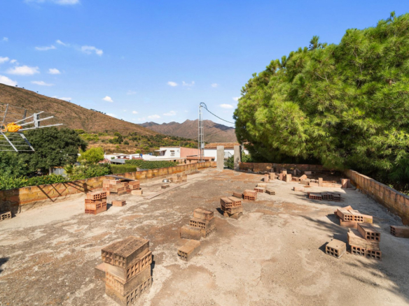 Villa for sale in Mijas