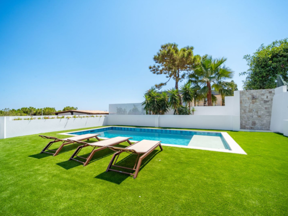 Villa for sale in Mijas