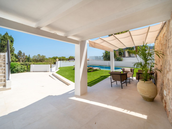 Villa for sale in Mijas