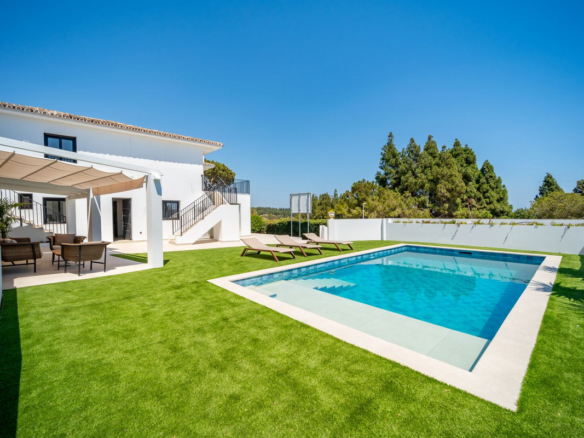 Villa for sale in Mijas