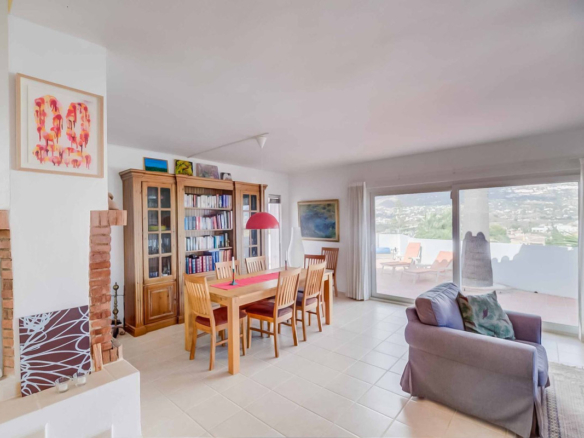 Villa for sale in Mijas