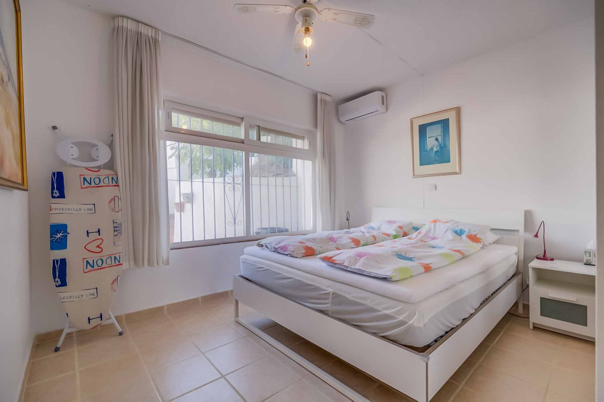 Villa for sale in Mijas