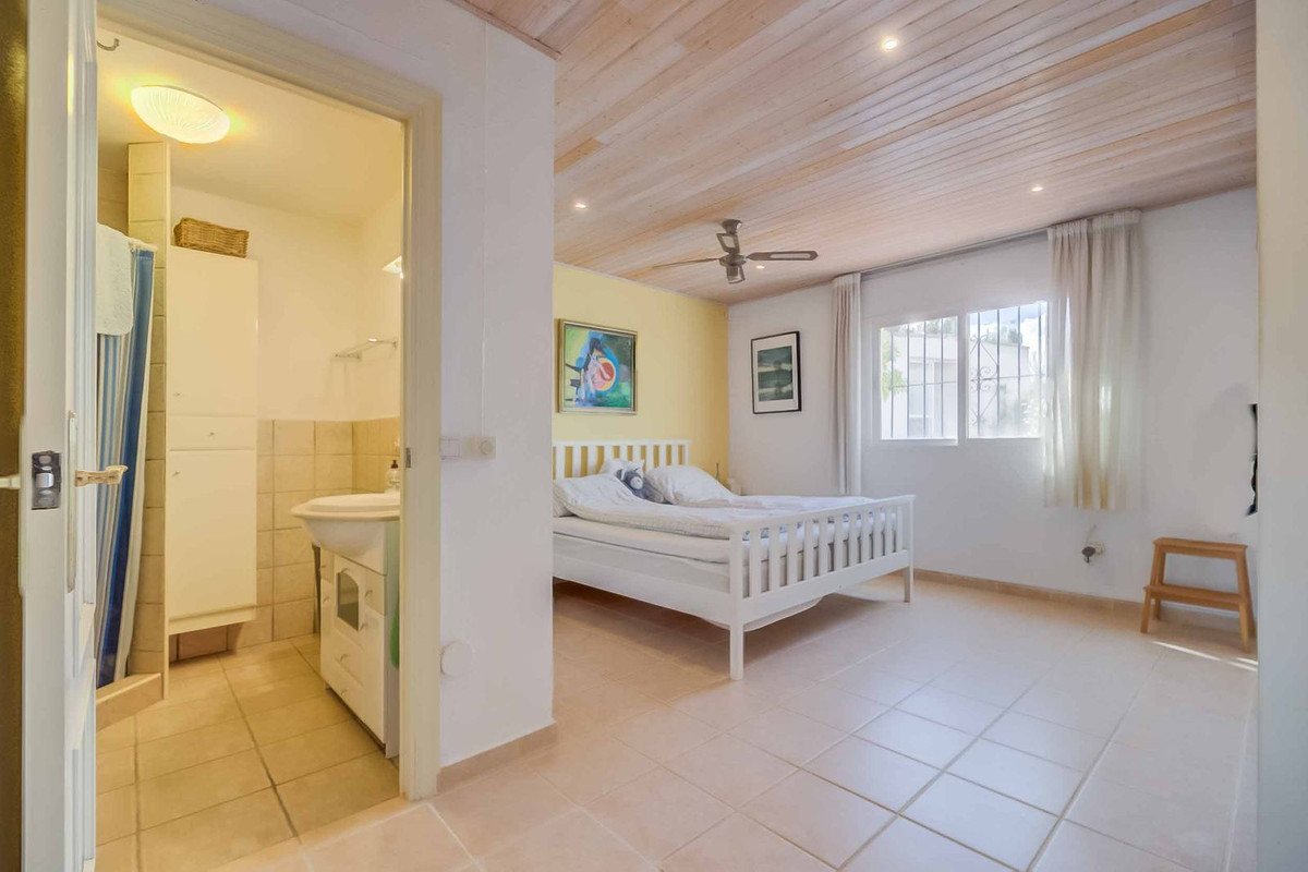 Villa for sale in Mijas