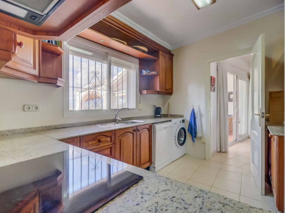 Villa for sale in Mijas