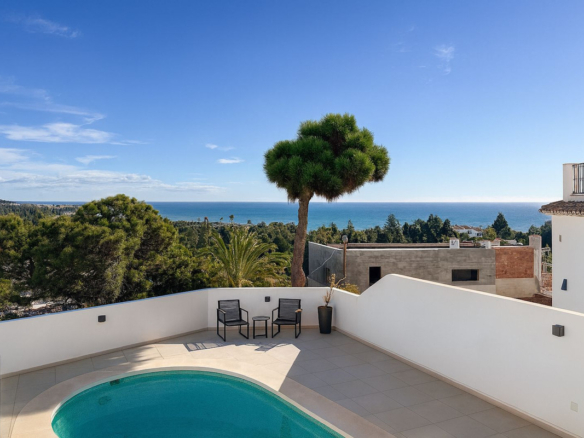 Villa for sale in Mijas