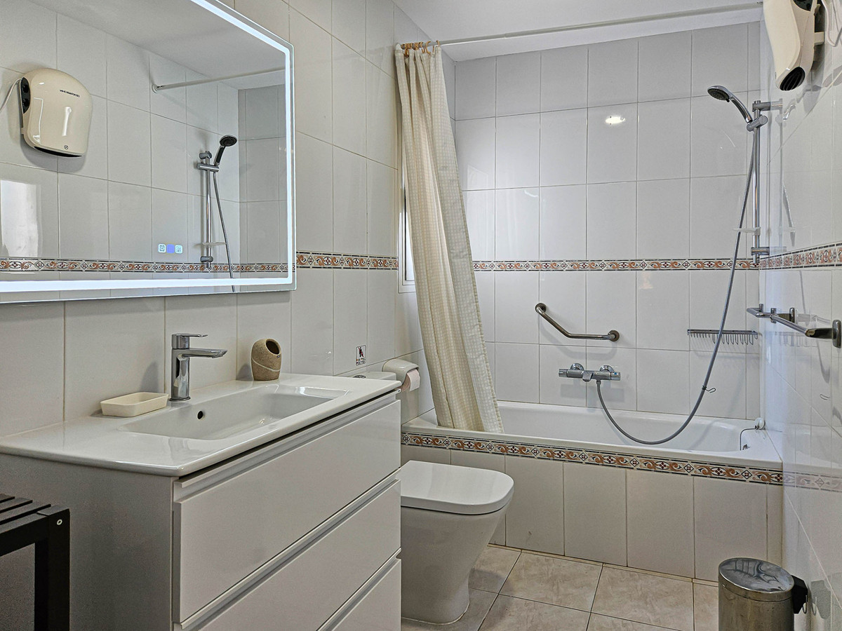 Villa for sale in Mijas
