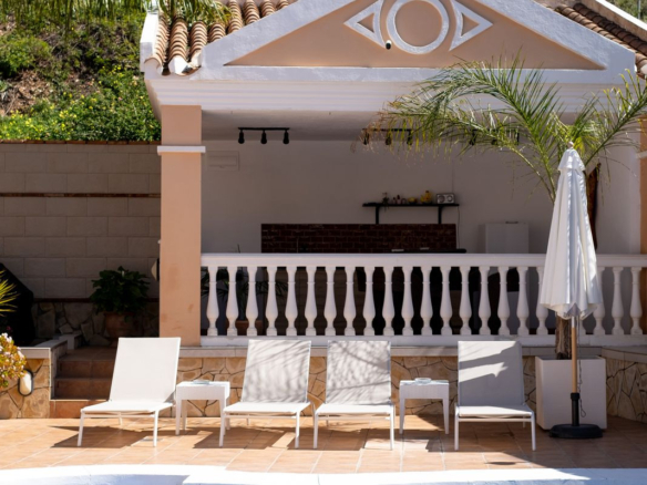 Villa for sale in Mijas