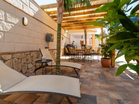 Villa for sale in Mijas