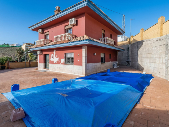 Villa for sale in Mijas