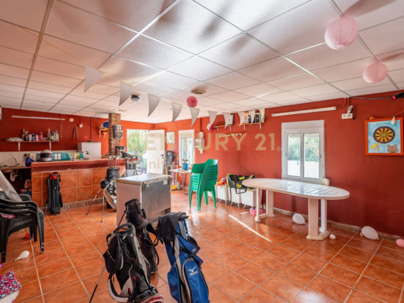 Villa for sale in Mijas