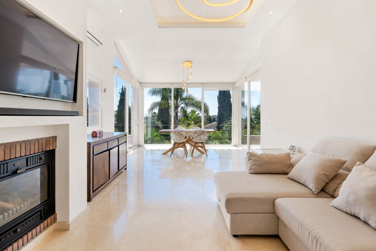 Villa for sale in Mijas