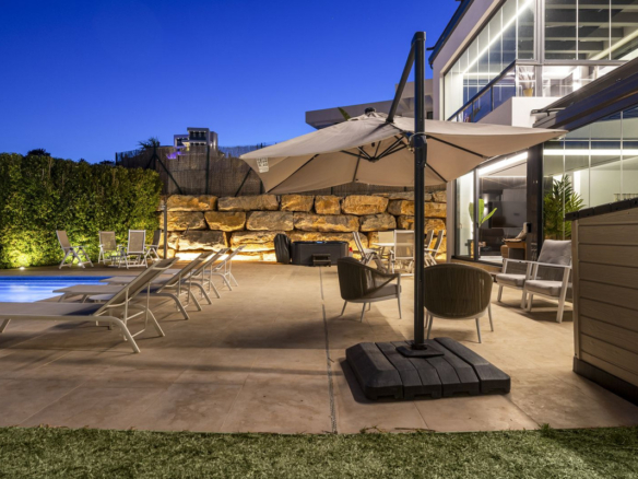 Villa for sale in Mijas